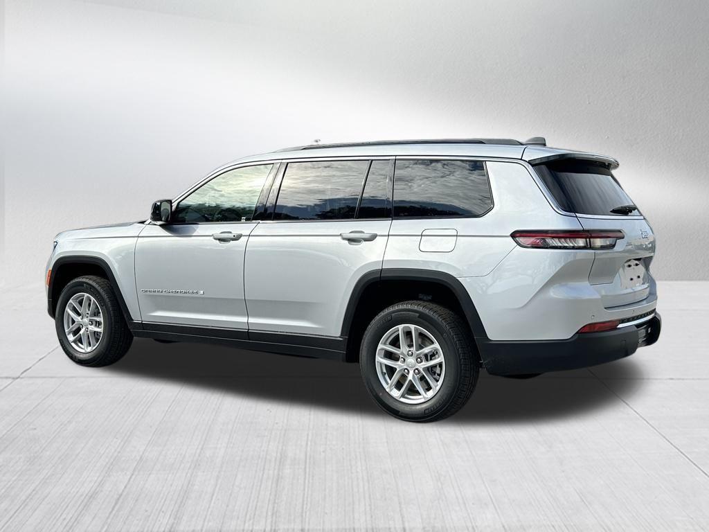new 2025 Jeep Grand Cherokee L car, priced at $33,880