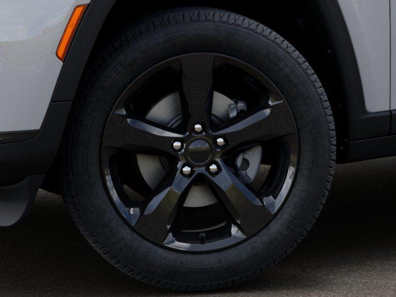 new 2025 Jeep Grand Cherokee L car, priced at $40,300