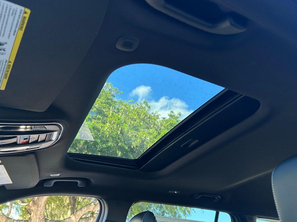 new 2025 Jeep Grand Cherokee L car, priced at $40,300