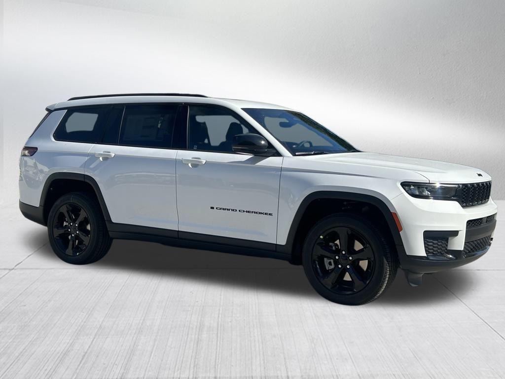 new 2025 Jeep Grand Cherokee L car, priced at $40,300