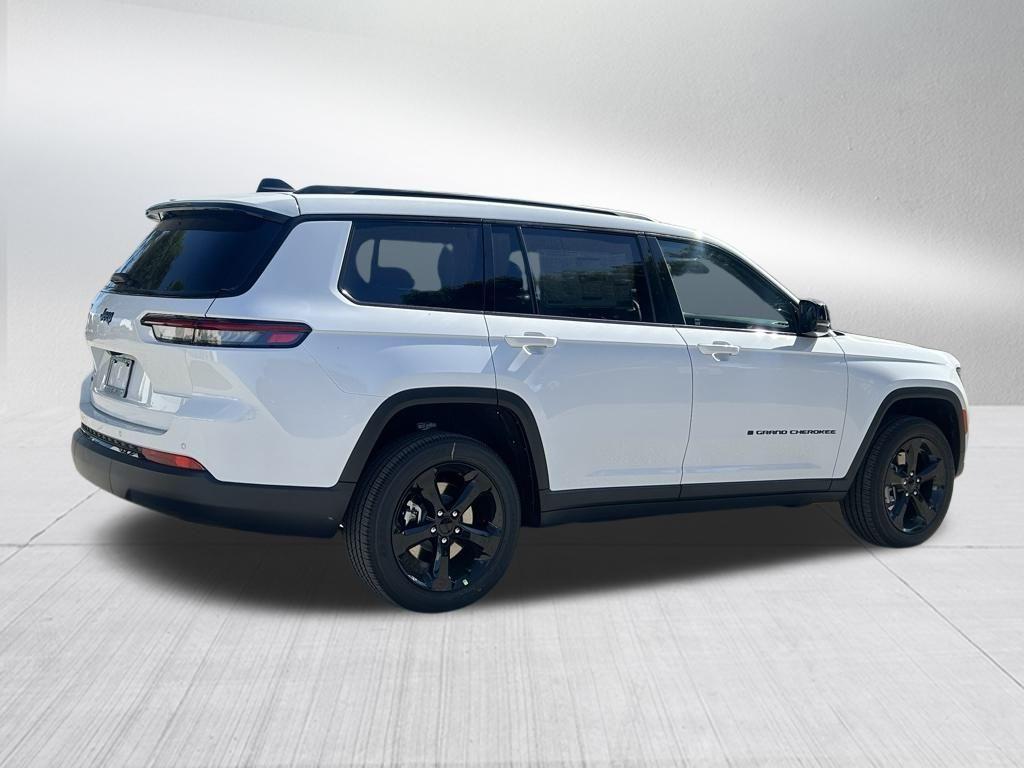 new 2025 Jeep Grand Cherokee L car, priced at $40,300