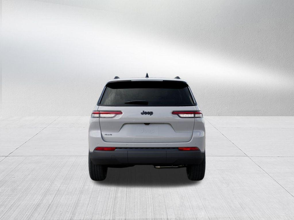 new 2025 Jeep Grand Cherokee L car, priced at $40,300
