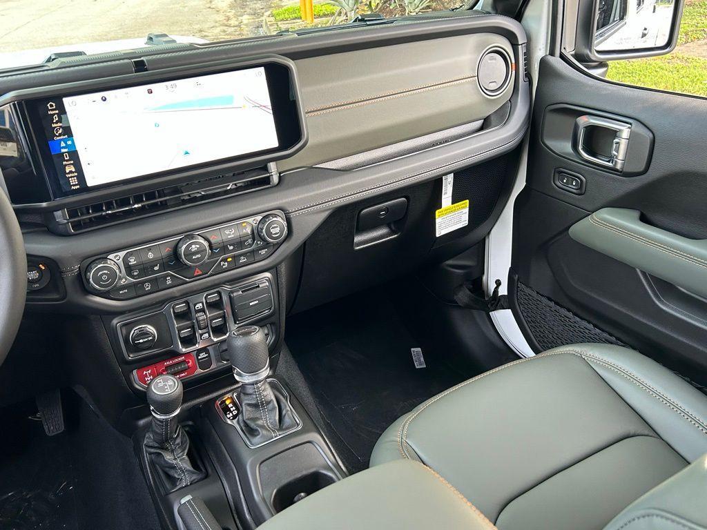 new 2026 Jeep Gladiator car, priced at $57,748