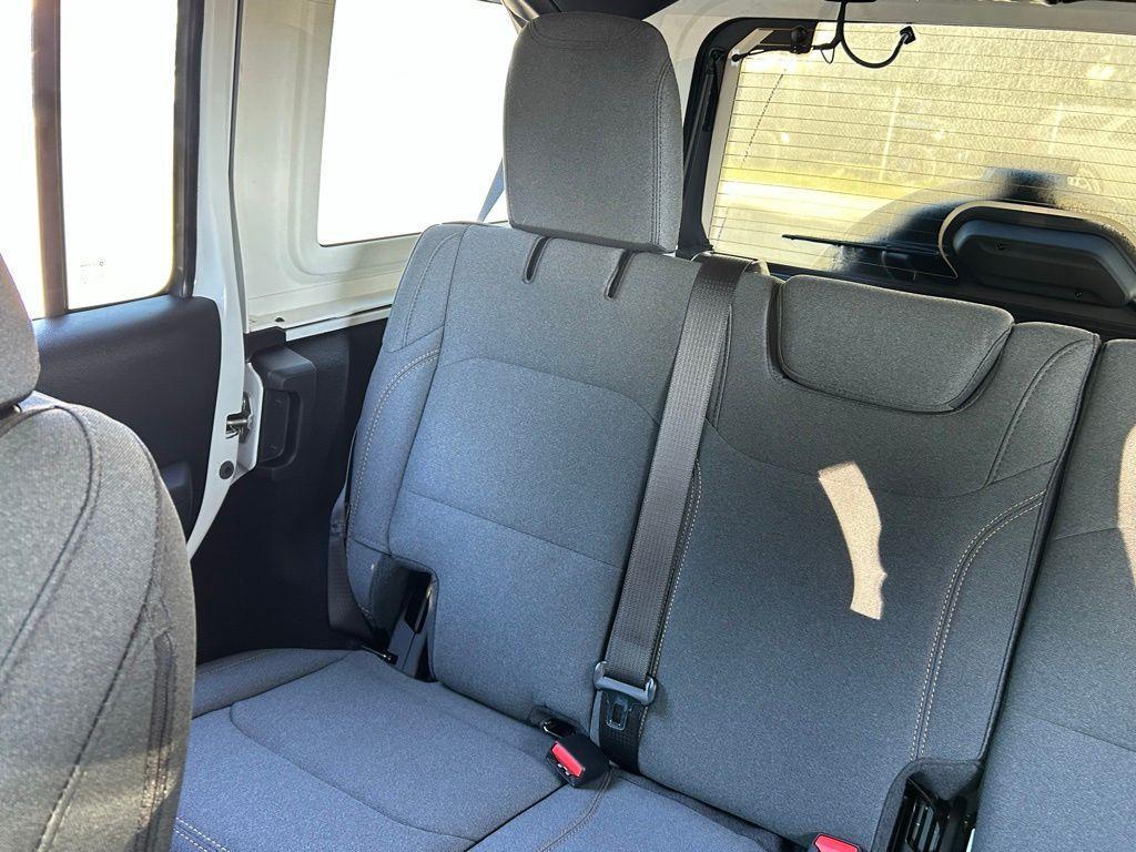 new 2026 Jeep Wrangler car, priced at $45,123