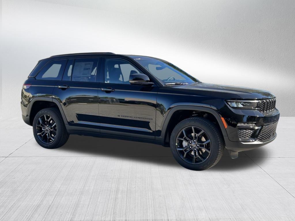 new 2025 Jeep Grand Cherokee car, priced at $44,112