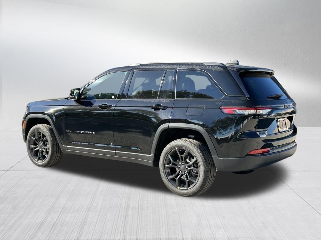 new 2025 Jeep Grand Cherokee car, priced at $44,112
