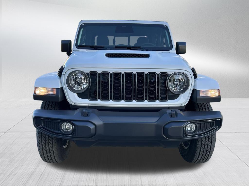 new 2026 Jeep Gladiator car, priced at $44,867
