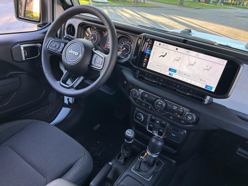 new 2026 Jeep Gladiator car, priced at $44,867