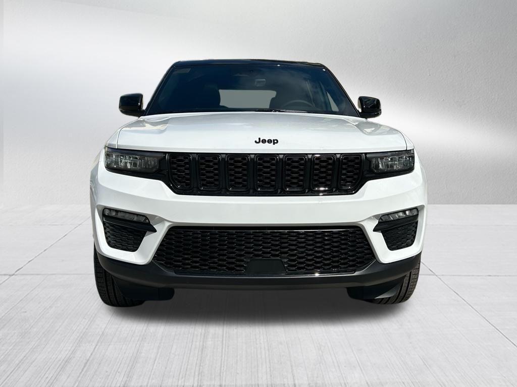 new 2025 Jeep Grand Cherokee car, priced at $42,026