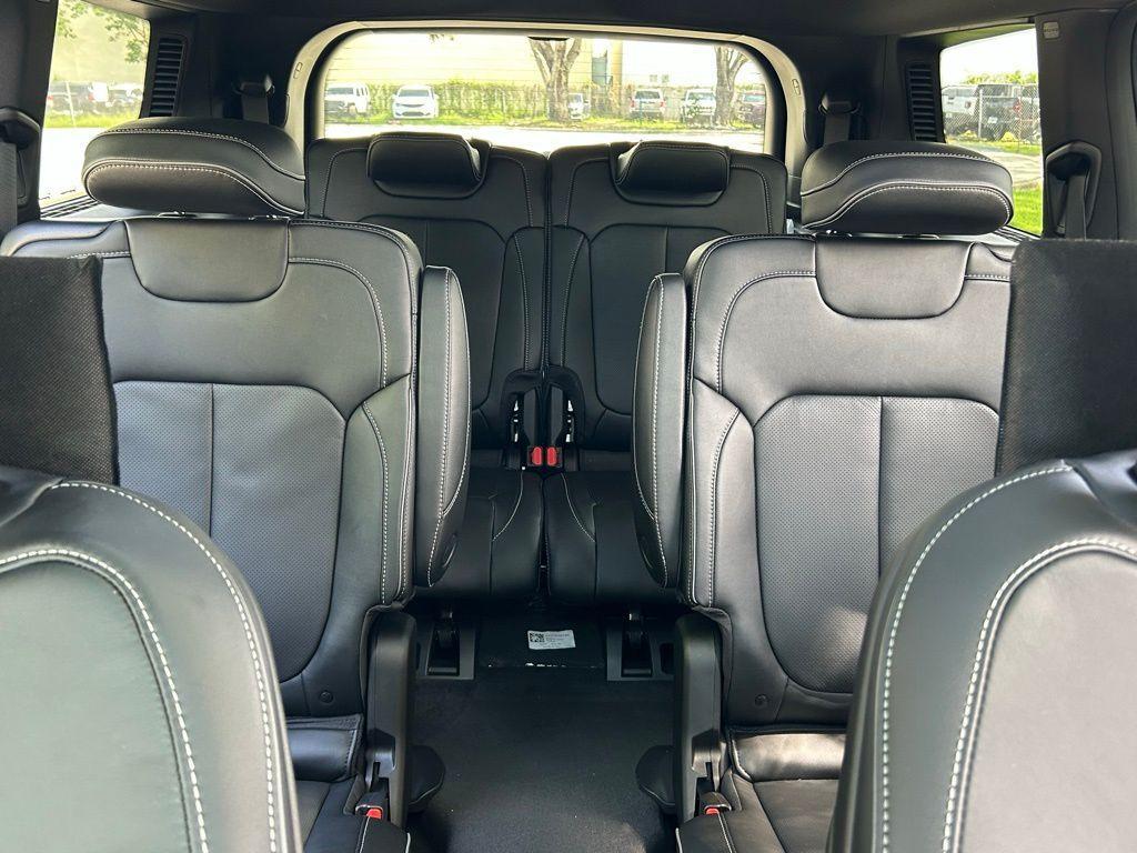 new 2025 Jeep Grand Cherokee L car, priced at $54,263