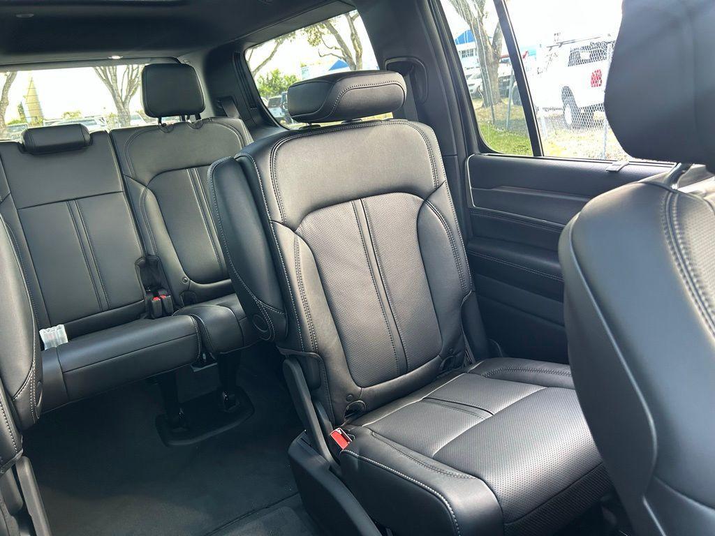 new 2026 Jeep Grand Wagoneer car, priced at $76,948