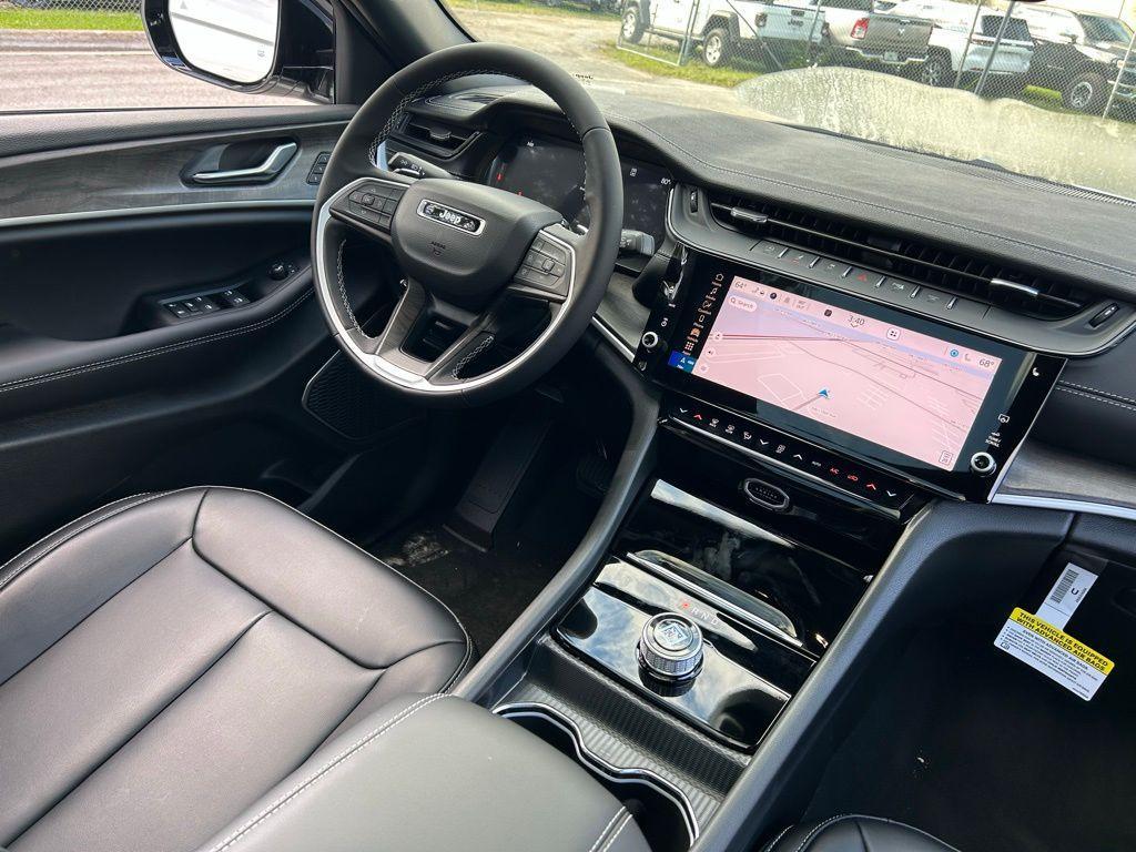 new 2026 Jeep Grand Cherokee car, priced at $46,365