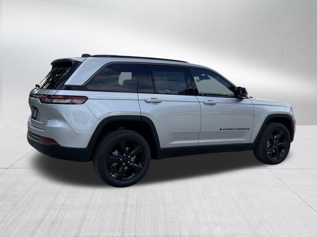 new 2026 Jeep Grand Cherokee car, priced at $46,365
