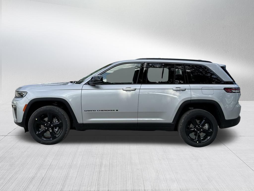 new 2026 Jeep Grand Cherokee car, priced at $46,365