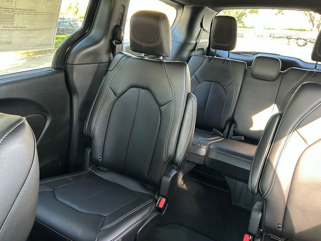 new 2026 Chrysler Pacifica car, priced at $42,433
