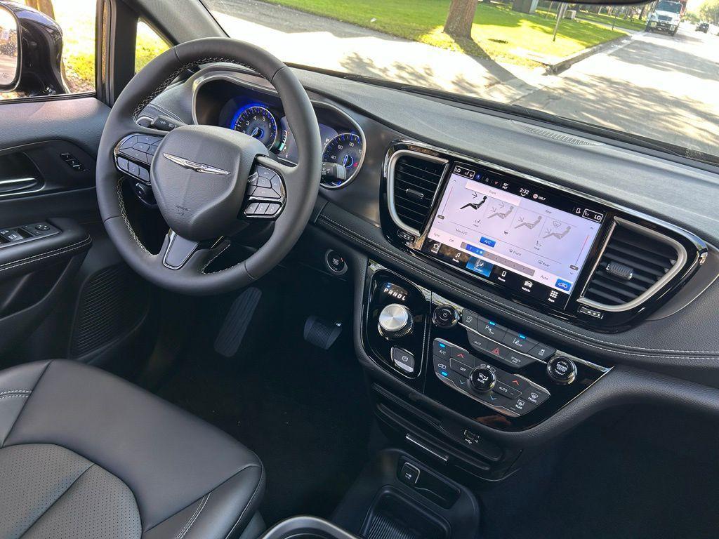 new 2026 Chrysler Pacifica car, priced at $42,433