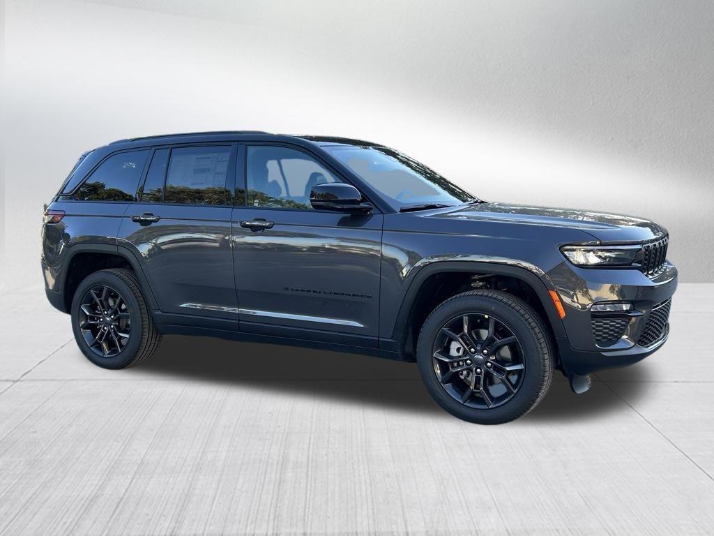 new 2025 Jeep Grand Cherokee car, priced at $44,562