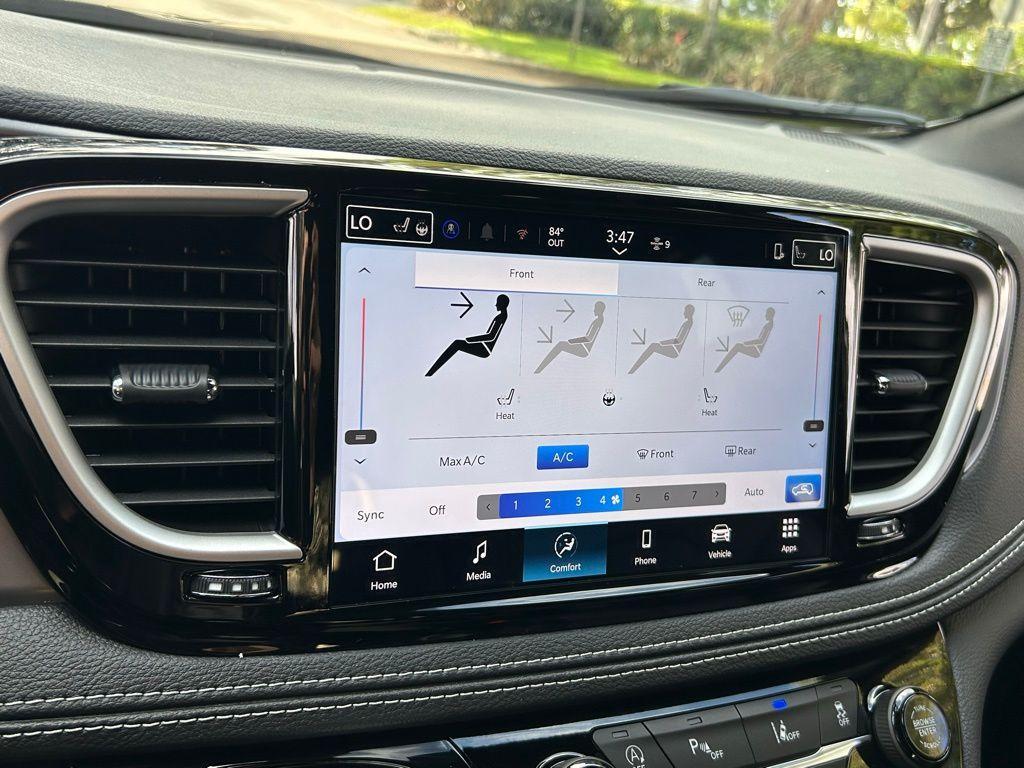 new 2026 Chrysler Pacifica car, priced at $40,945