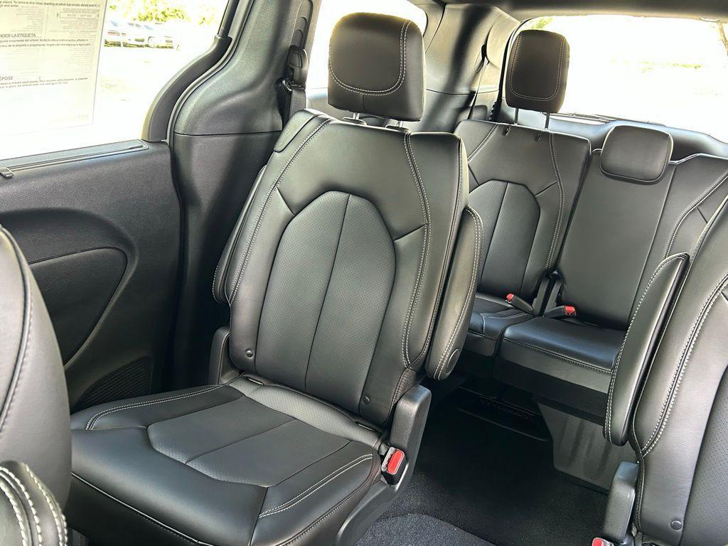 new 2026 Chrysler Pacifica car, priced at $40,945