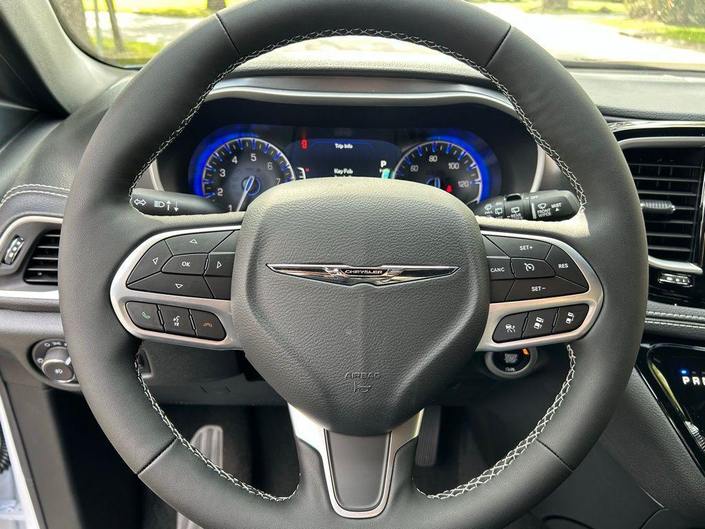 new 2026 Chrysler Pacifica car, priced at $40,945