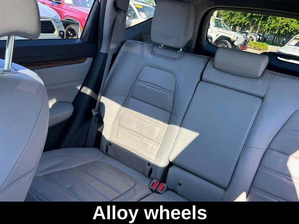 used 2018 Honda CR-V car, priced at $16,966