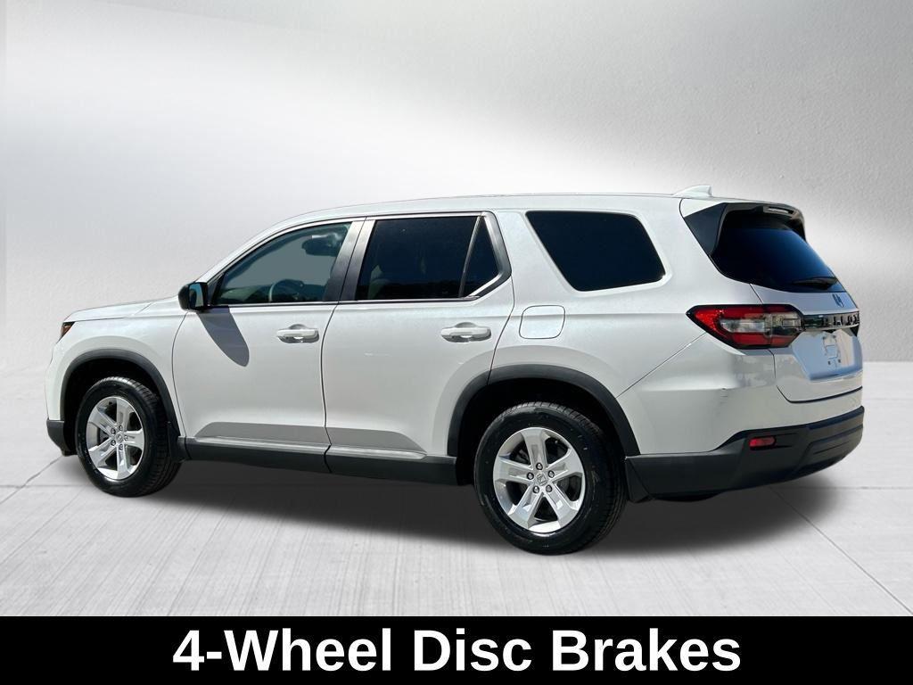 used 2023 Honda Pilot car, priced at $28,499