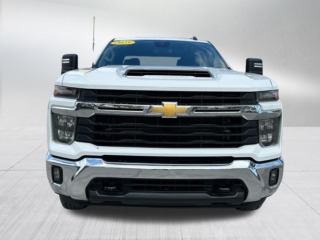used 2025 Chevrolet Silverado 2500 car, priced at $59,996