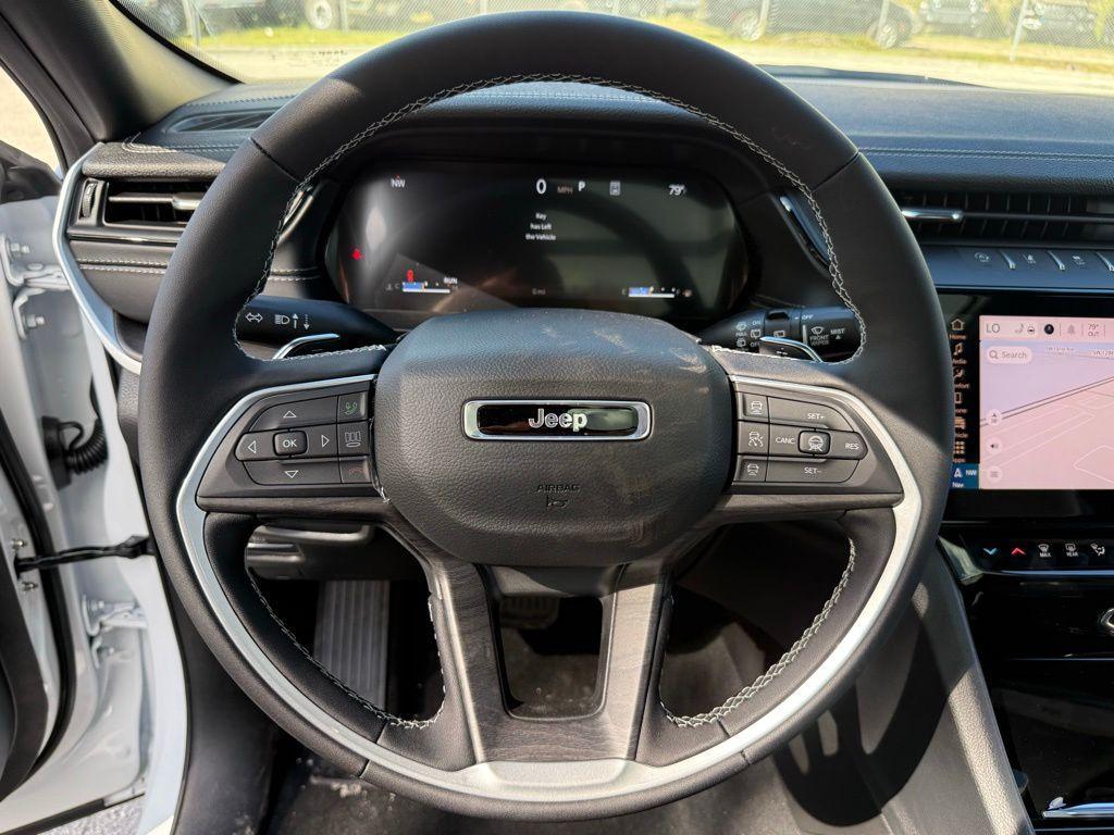 new 2026 Jeep Grand Cherokee car, priced at $44,835