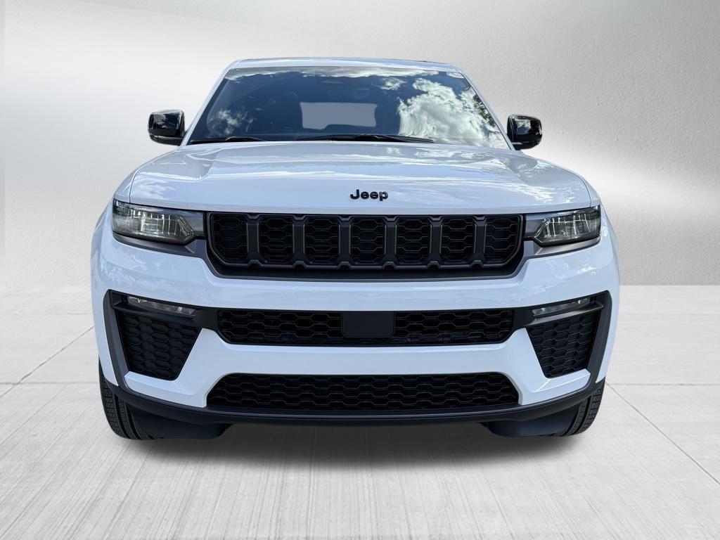 new 2026 Jeep Grand Cherokee car, priced at $44,835