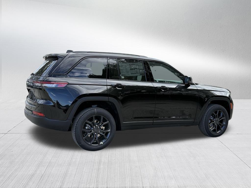 new 2025 Jeep Grand Cherokee car, priced at $42,562
