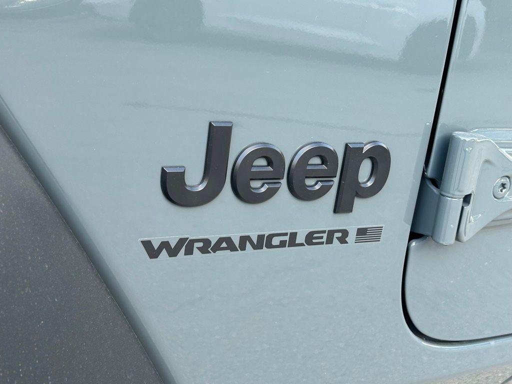 new 2026 Jeep Wrangler car, priced at $36,598