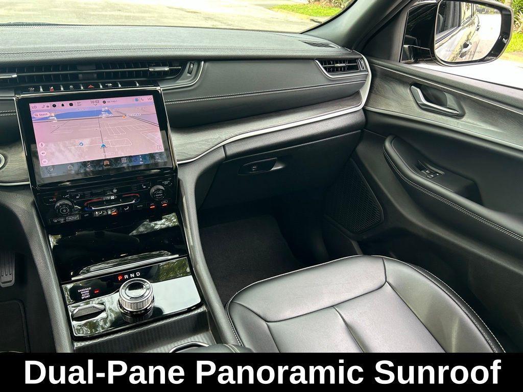 used 2024 Jeep Grand Cherokee car, priced at $35,896