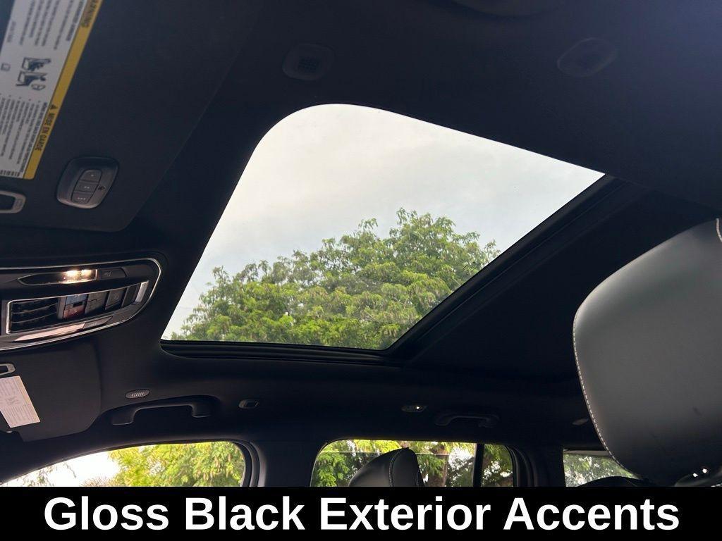 used 2024 Jeep Grand Cherokee car, priced at $35,896