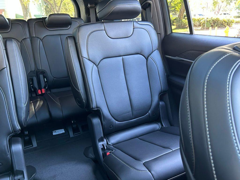 new 2025 Jeep Grand Cherokee L car, priced at $46,310