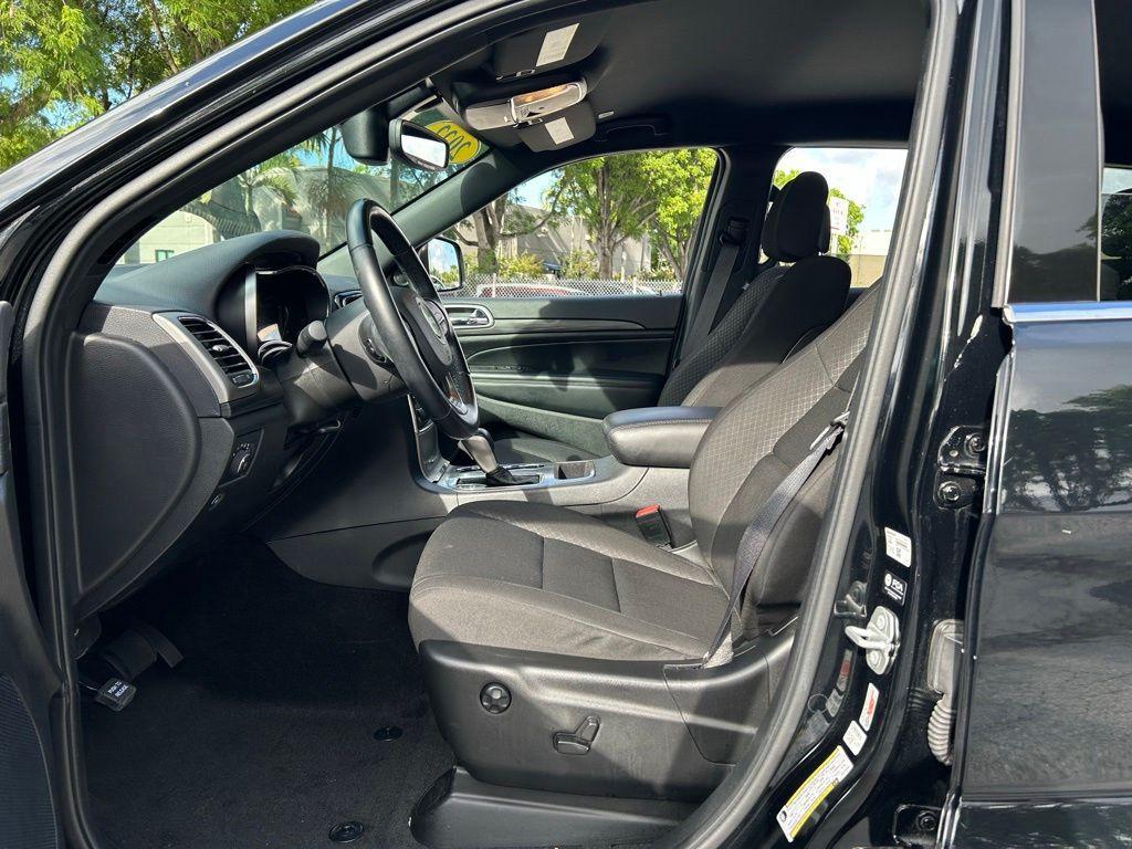 used 2022 Jeep Grand Cherokee WK car, priced at $20,336