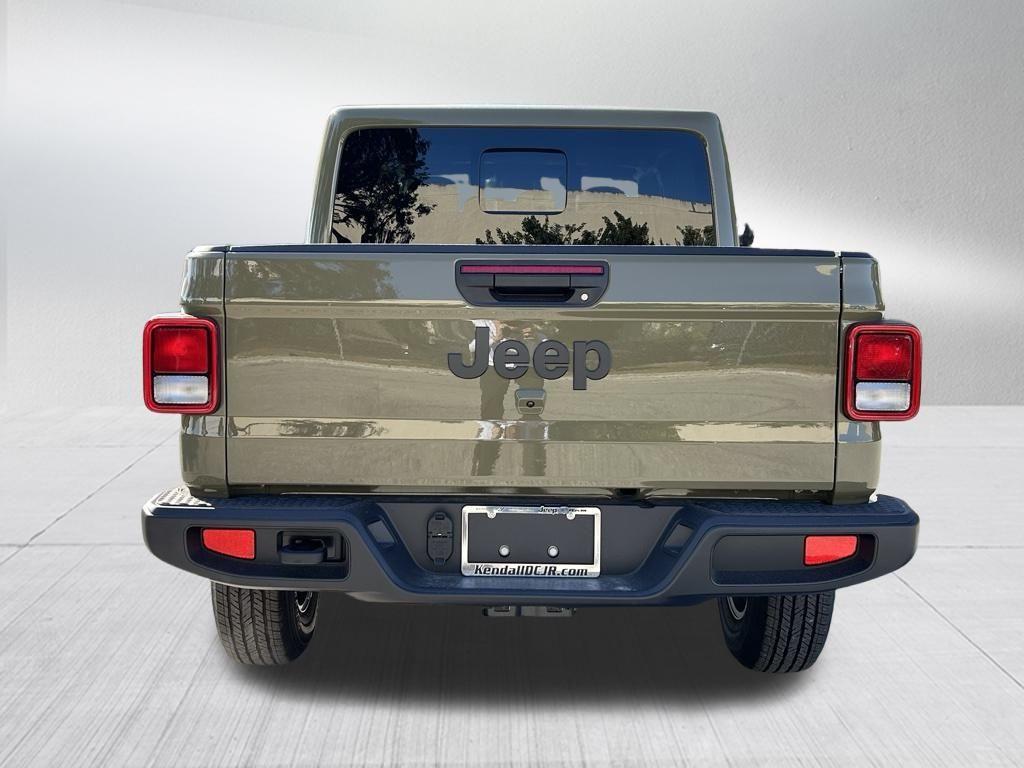 new 2026 Jeep Gladiator car, priced at $44,068
