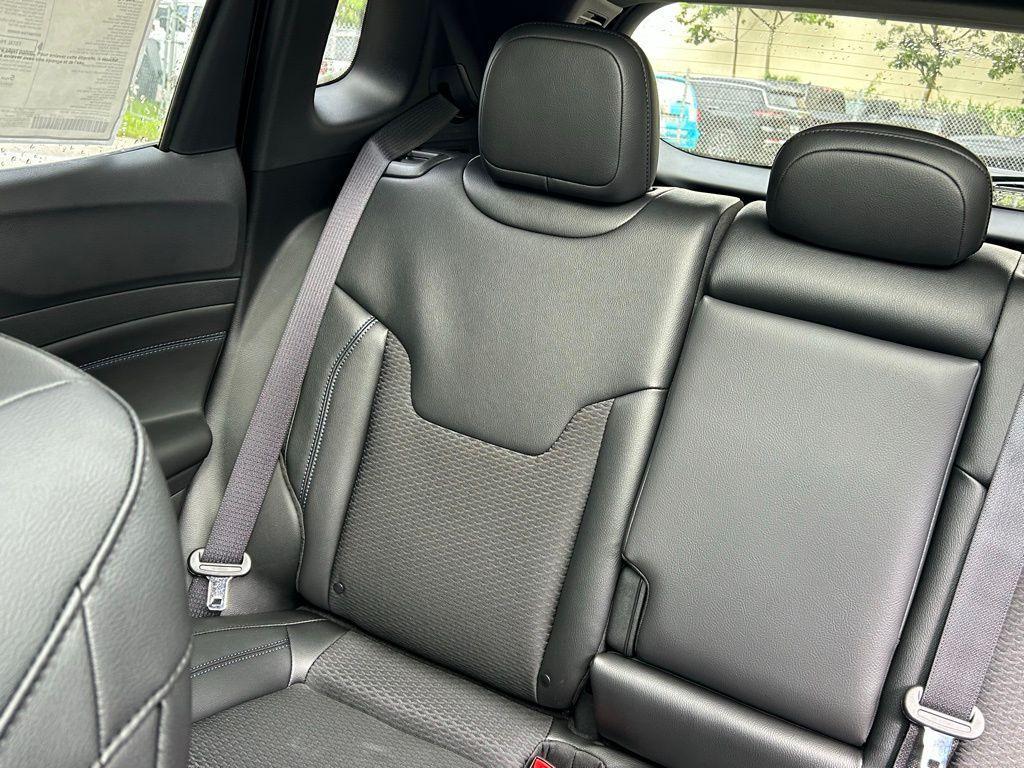 new 2025 Jeep Compass car, priced at $33,335