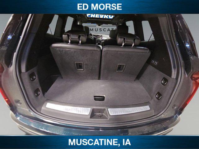 used 2025 Cadillac XT6 car, priced at $40,990