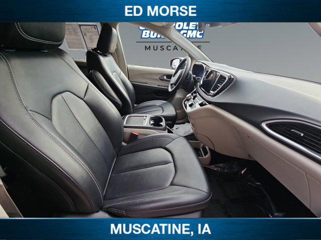 used 2024 Chrysler Pacifica car, priced at $29,490