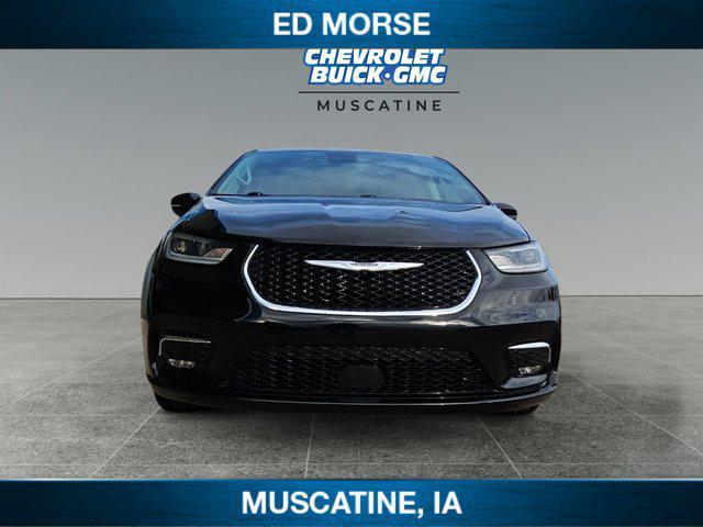 used 2024 Chrysler Pacifica car, priced at $29,490