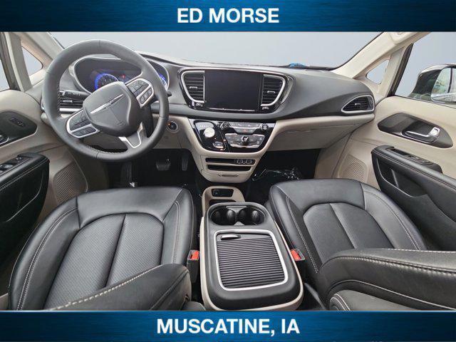 used 2024 Chrysler Pacifica car, priced at $29,490