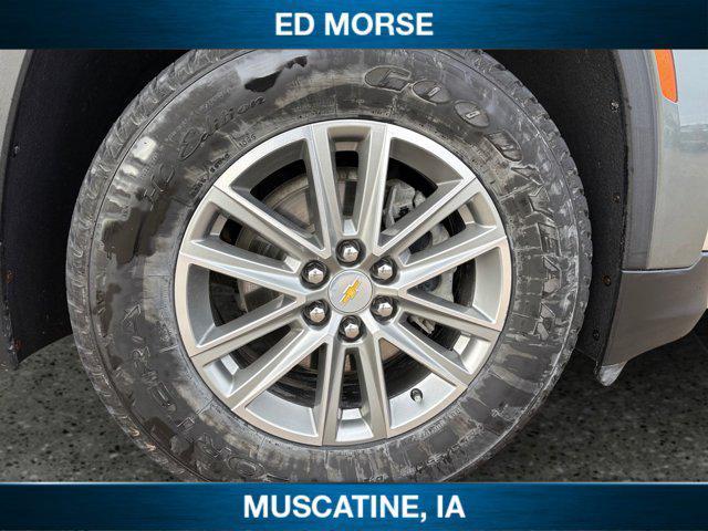 used 2023 Chevrolet Traverse car, priced at $27,990