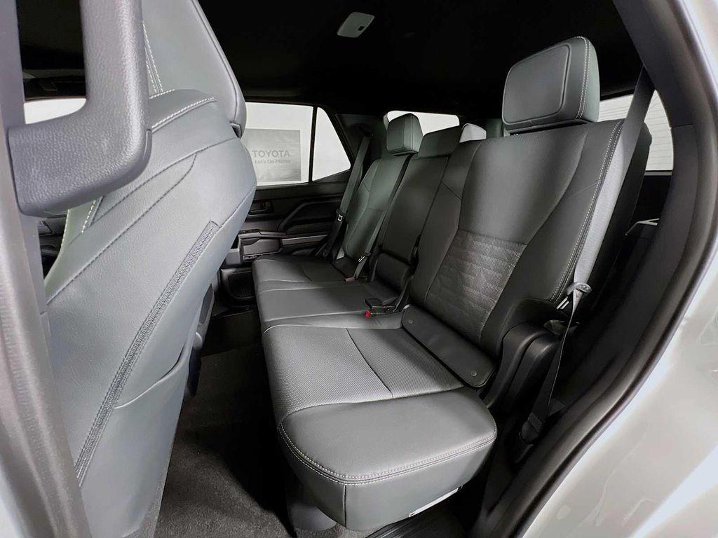 Wind Chill Pearl 2026 Toyota 4Runner TRD Sport Premium