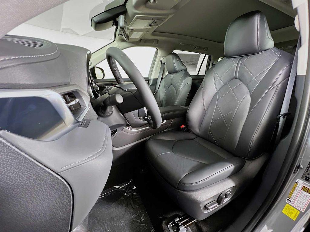 new 2026 Toyota Highlander car, priced at $57,687