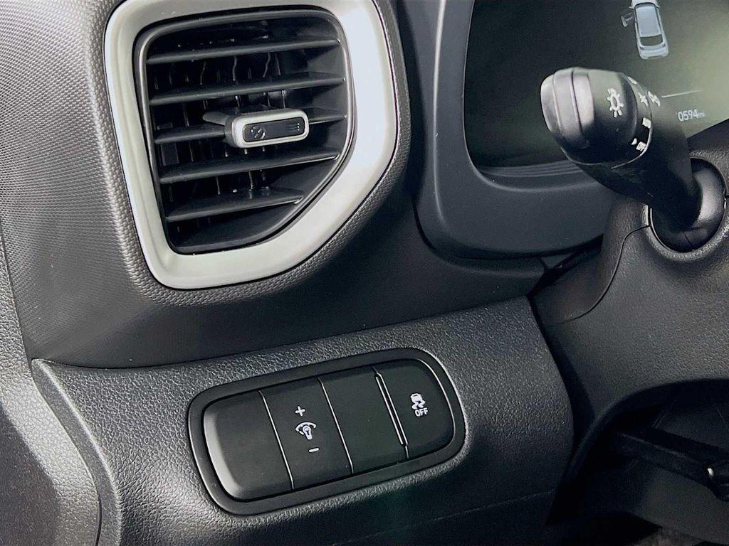 used 2024 Hyundai Venue car, priced at $19,491