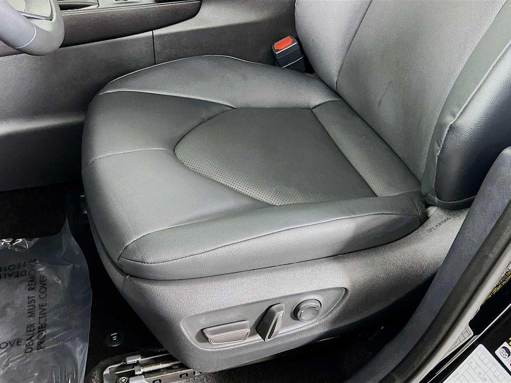used 2025 Toyota Grand Highlander car, priced at $47,391