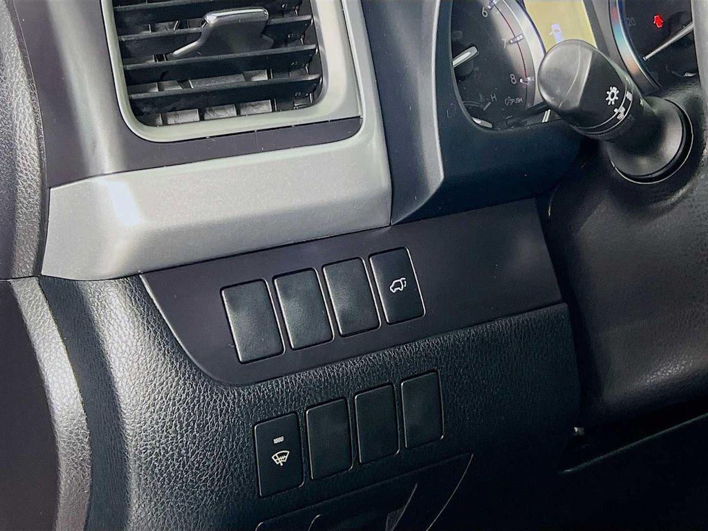 used 2015 Toyota Highlander car, priced at $17,500