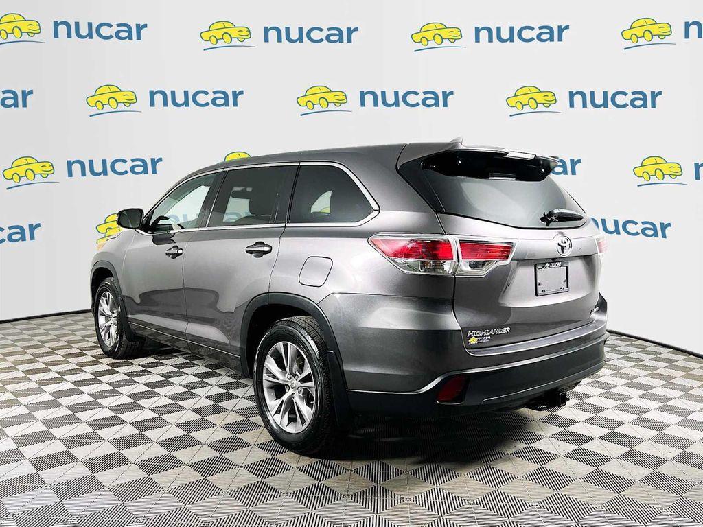 used 2015 Toyota Highlander car, priced at $17,500