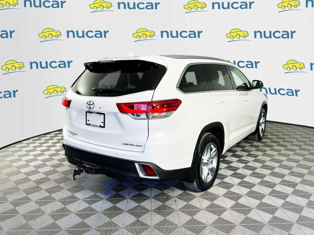 used 2017 Toyota Highlander car, priced at $24,767