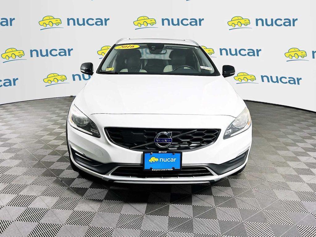 used 2016 Volvo V60 Cross Country car, priced at $13,788